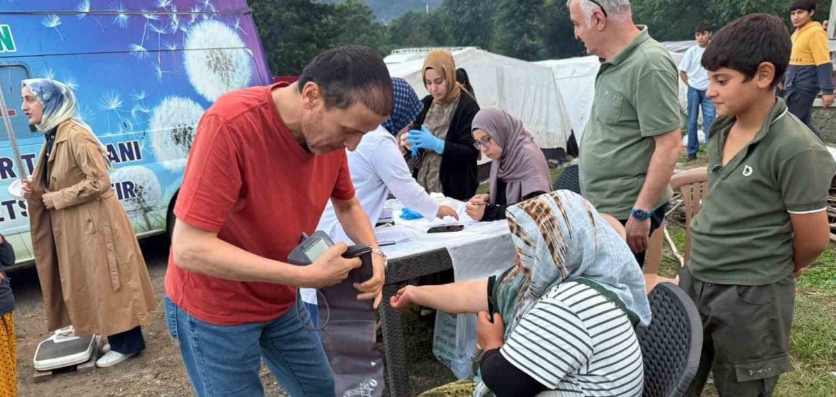 Çarşamba’da mevsimlik tarım işçilerine saha sağlık taraması yapıldı