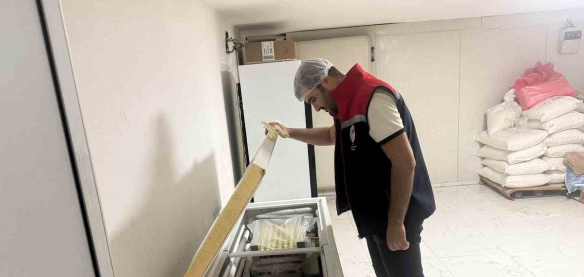 Cizre’de gıda işletmelerine sıkı denetim: Hijyen ve mevzuat kontrolü sürüyor