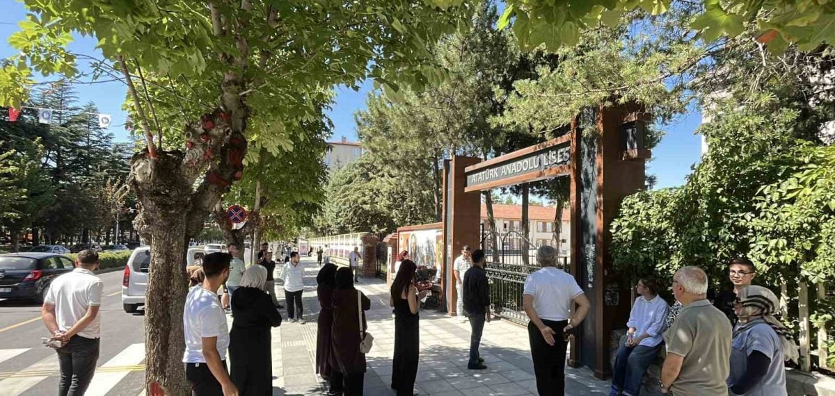 Çorum’da 2026-KPSS Lisans oturumu yapıldı, adaylar salondan çıktı