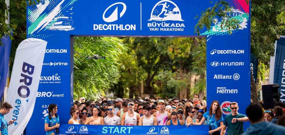 Decathlon Büyükada Yarı Maratonu 4 bin 500’ü aşan katılımla rekor kırdı