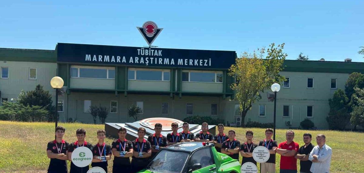 DOSTEK Koleji TEKNOFEST’te üniversitelerle yarışta Türkiye ikincisi oldu