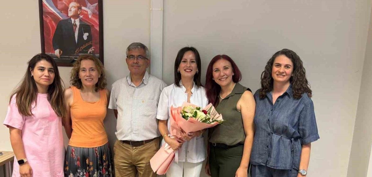 Dr. Ezgi Kotro Topan, Muğla Eğitim ve Araştırma Hastanesi’nde uzmanlık unvanı aldı