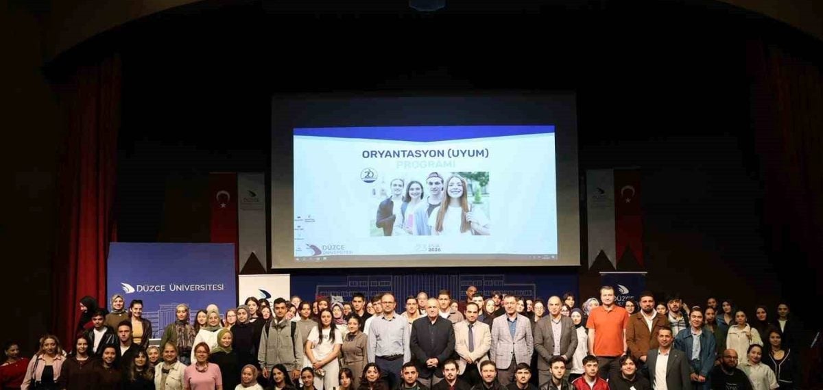 Düzce Üniversitesi oryantasyon programlarıyla yeni öğrencilere kampüs rehberliği sundu