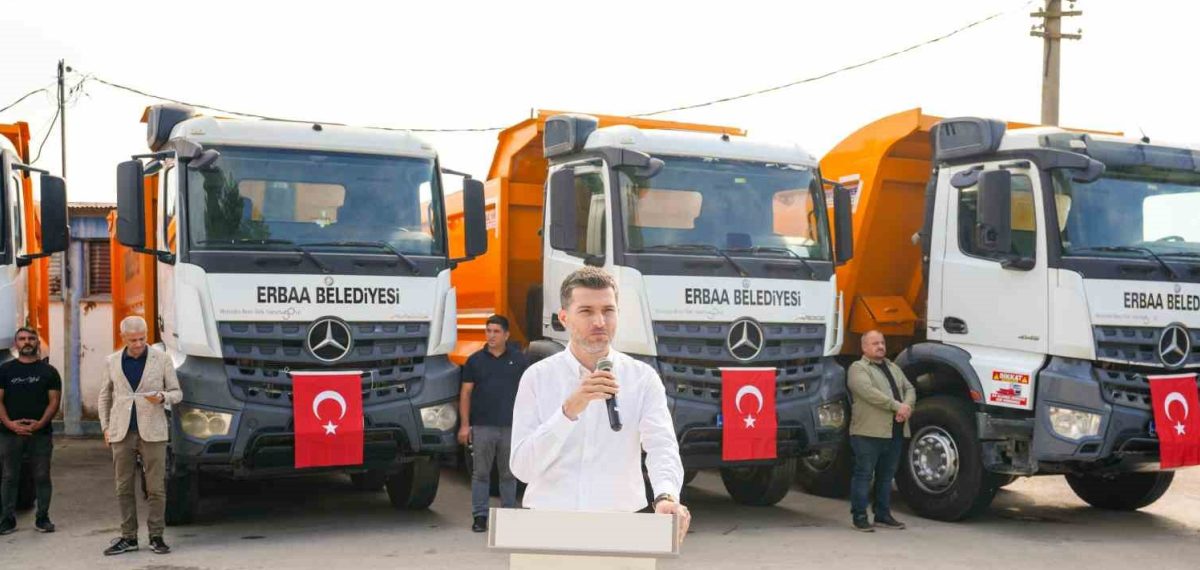 Erbaa Belediyesi 22 yeni araç ve iş makinesini hizmete aldı