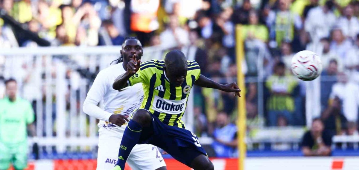 Fenerbahçe evinde Eyüpspor’u 5-0 mağlup etti