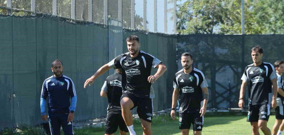 Florian Aye: Kocaelispor’da takım ruhu ve gol arayışıyla oynayacağım
