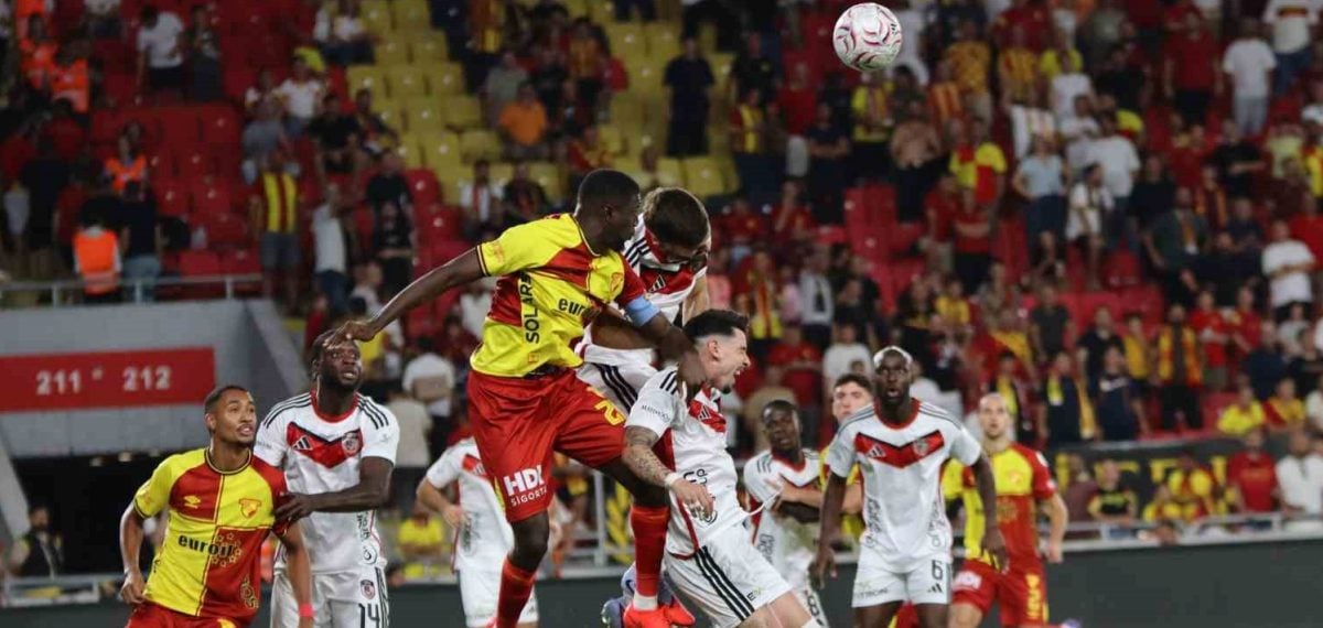 Gaziantep FK, Göztepe deplasmanında ilk yarıyı 4-0 önde kapattı