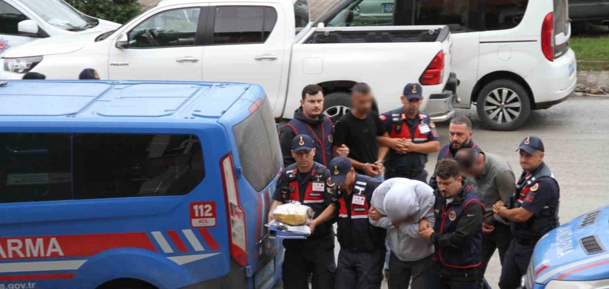 Hacca giden yaşlı adam adına 17 milyon TL’lik senet düzenlendi, 4 şüpheli yakalandı