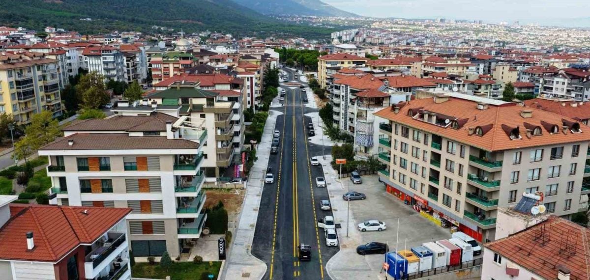 Hakkı Dereköylü Caddesi yenilendi ve ulaşım güncellendi