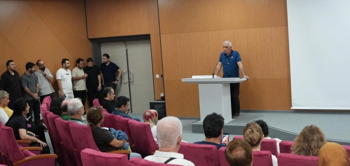 İnönü Üniversitesi’nde dijital podyum eğitimi verildi, akademisyenlere uygulamalı kullanım öğretildi