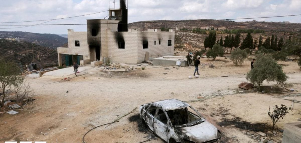 Israeli settlers attack West Bank village and block Palestinian family’s return home
