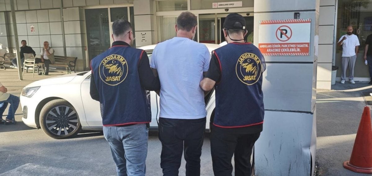 İstanbul’da yakalanan iki firari hükümlü Gümüşhane’ye iade edildi