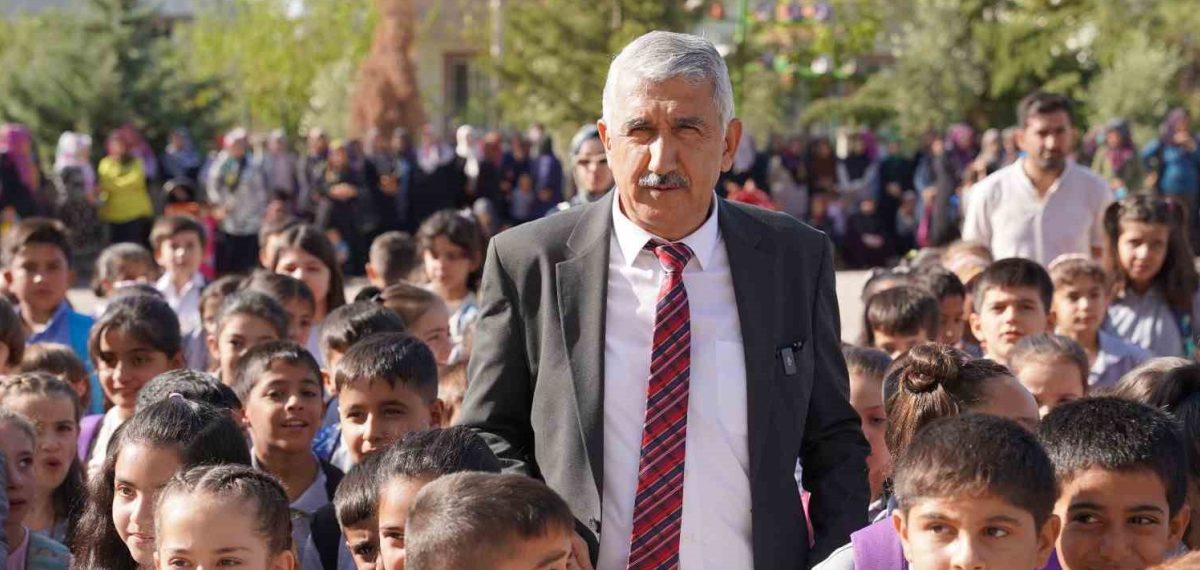 Kahta Belediye Başkanı Hallaç’tan 2026-2027 eğitim yılı mesajı
