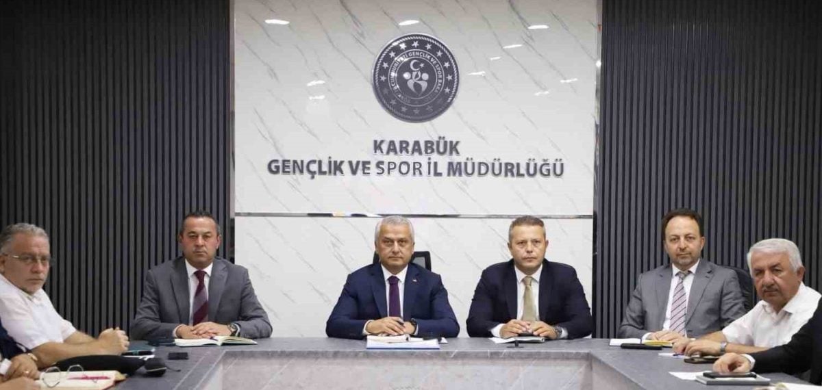 Karabük’te yeni dönem öncesi İl Müdürlüğü değerlendirme toplantısı