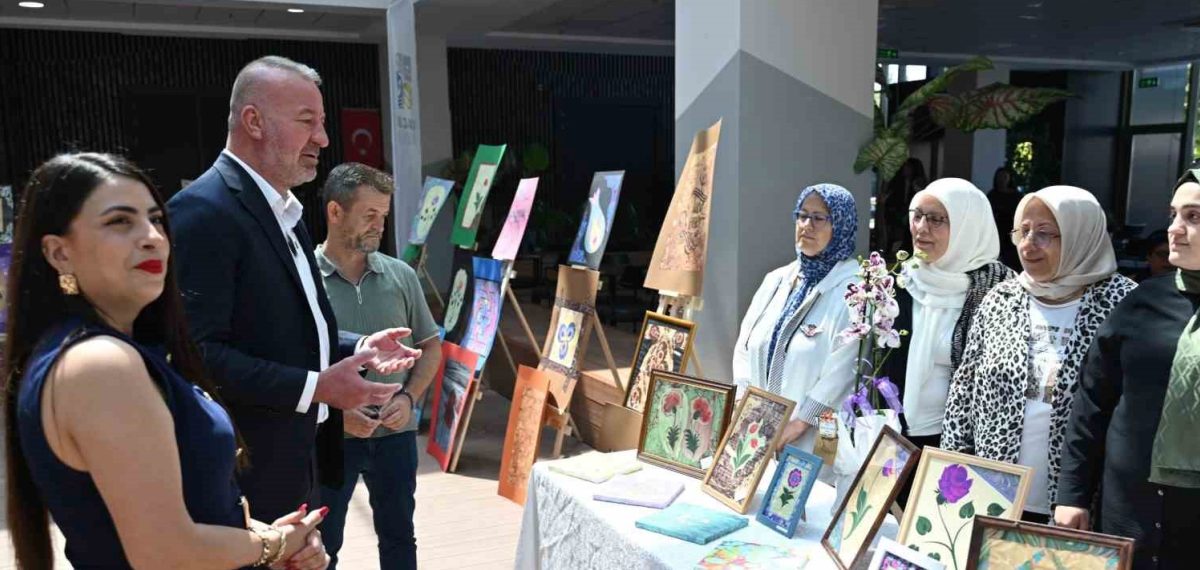 Karacabey’de ücretsiz ebru, punch, ahşap boyama ve yakma atölyeleri başladı