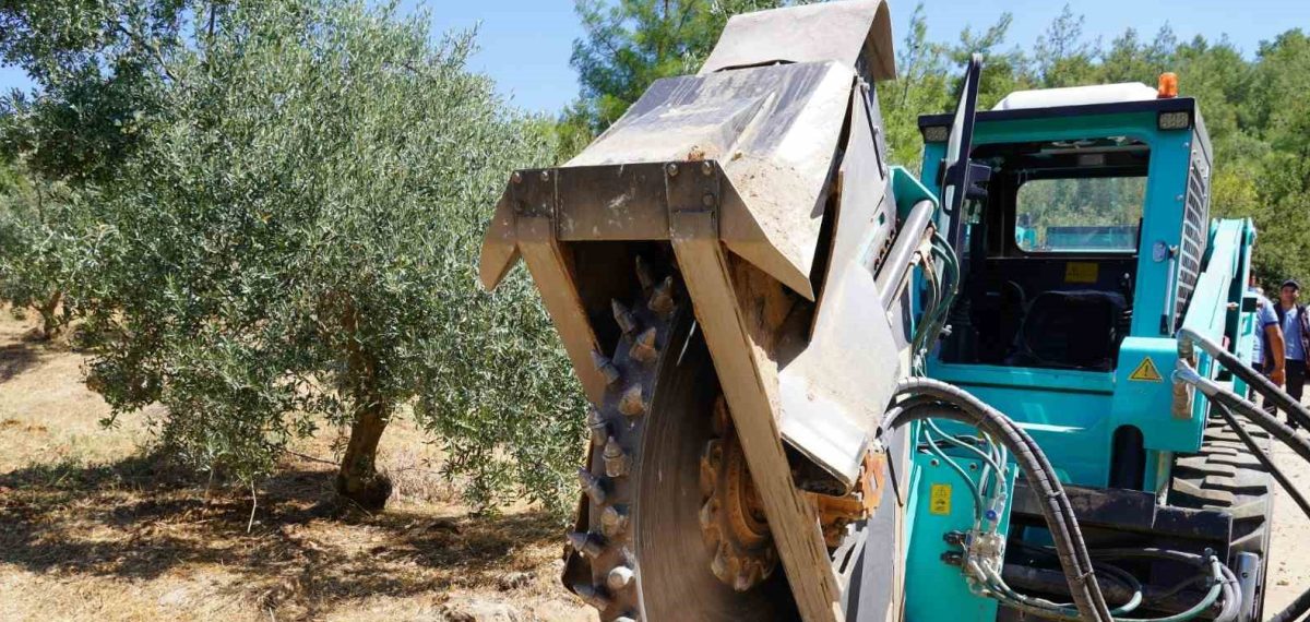 Kavaklıdere Derebağ’a yeni sondaj kuyusu pompası takıldı, sisteme saniyede 8 litre ekleniyor