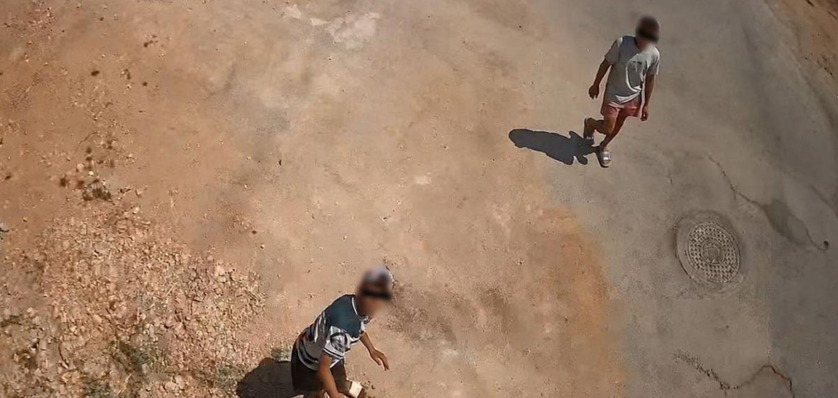 Kepez’de foto kapan saldırıya uğradı, olay belediye tarafından soruşturuluyor