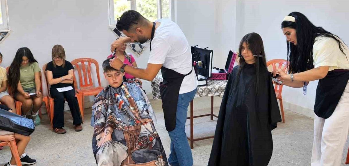 Kırsal mahallelerde ilkokul çağındaki çocuklara ücretsiz saç tıraşı hizmeti başladı