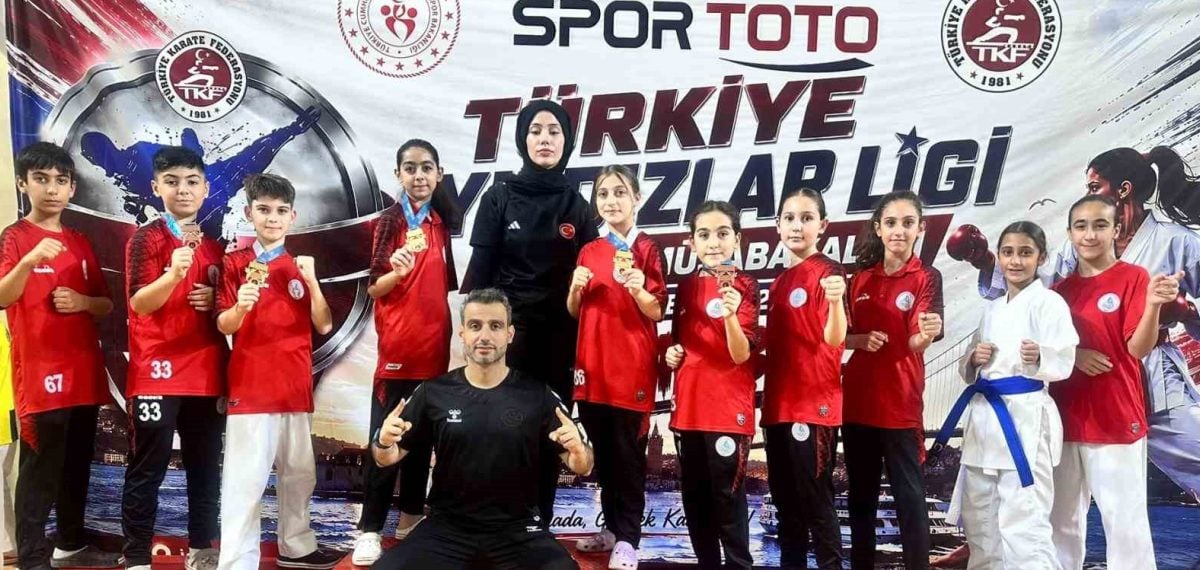 Körfez Gençlerbirliği 17 sporcu ile İstanbul’da 13 madalya kazandı