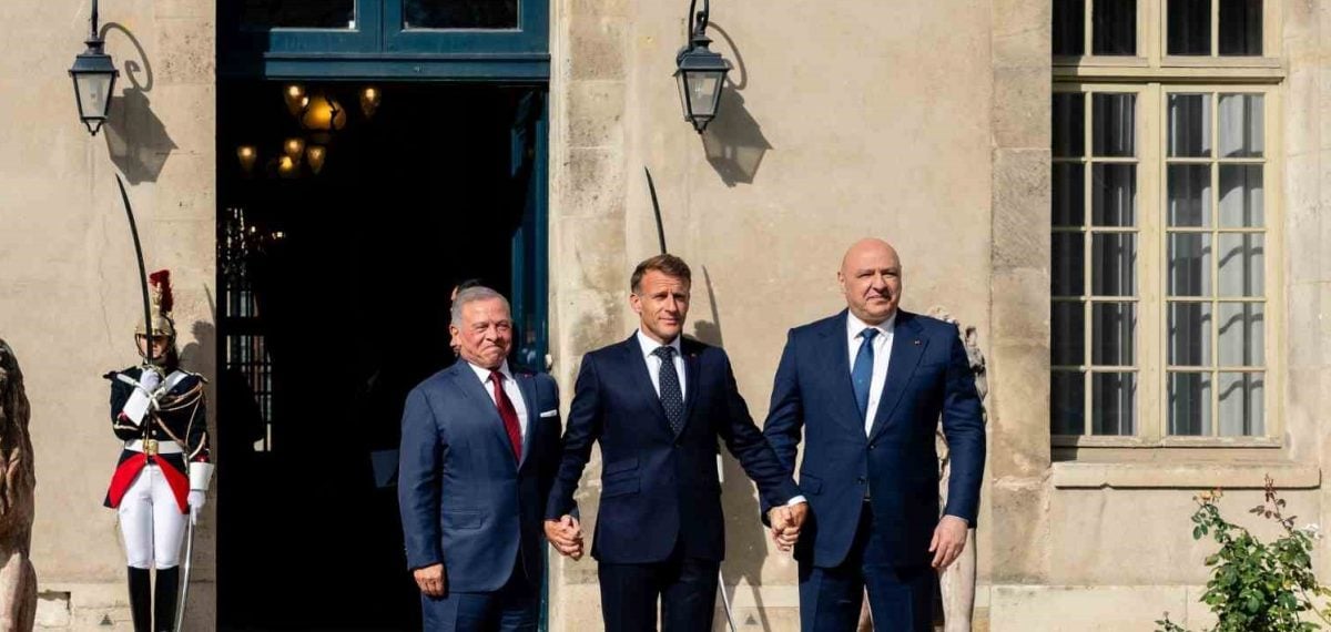 Macron, Aoun ve Kral II. Abdullah Paris’te Lübnan ordusunun güçlendirilmesini görüştü