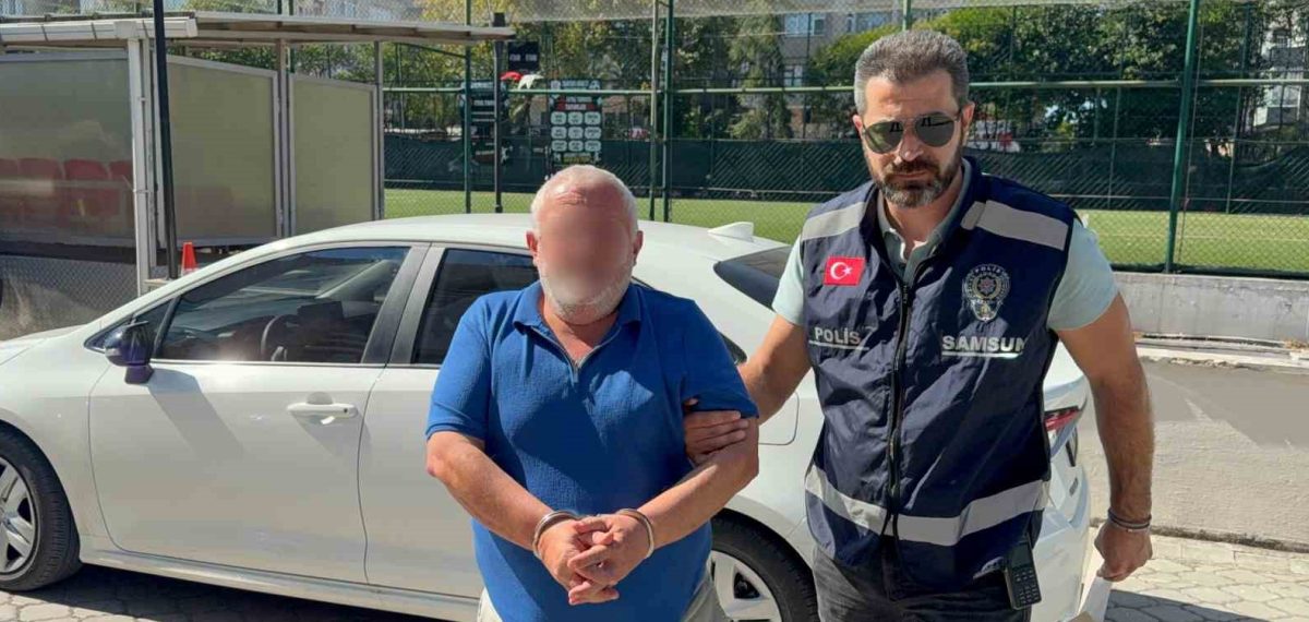 Market kasasını bıçakla gasp etmeye çalışırken içeride yakalandı