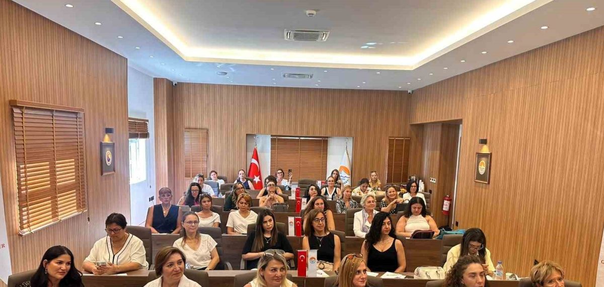 Marmaris’te ‘Turizmde ve Tarımda Kadın Eli’ çalıştayı düzenlendi