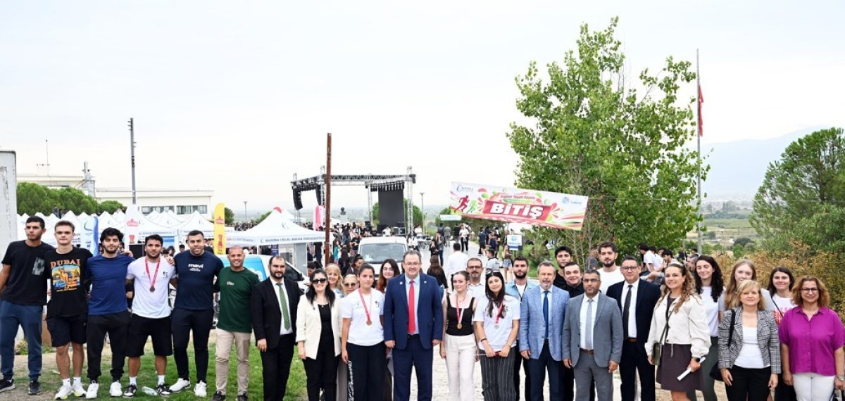 MCBÜ’de “Merhaba’26” etkinliği yeni öğrencileri kampüsle buluşturdu