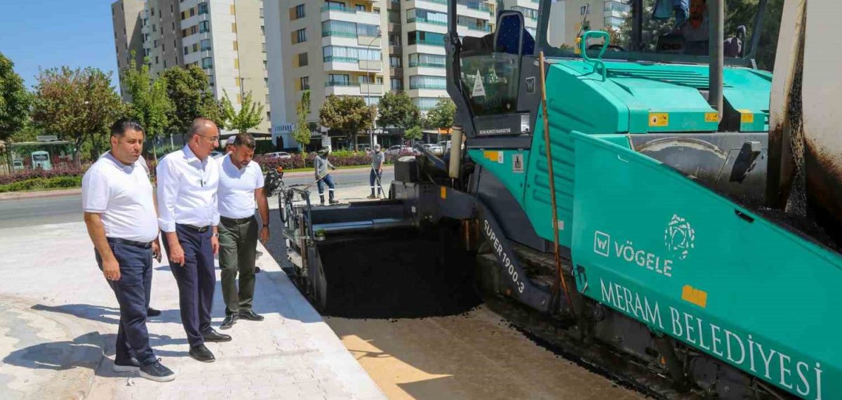 Meram’da yaz boyunca 25 mahallede eş zamanlı yol ve üstyapı çalışması sürüyor