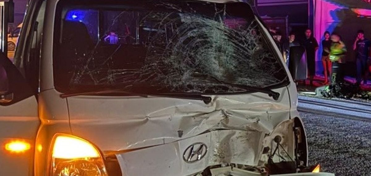 Mersin’de motosiklet-kamyonet çarpışması: 16 yaşındaki sürücü hayatını kaybetti