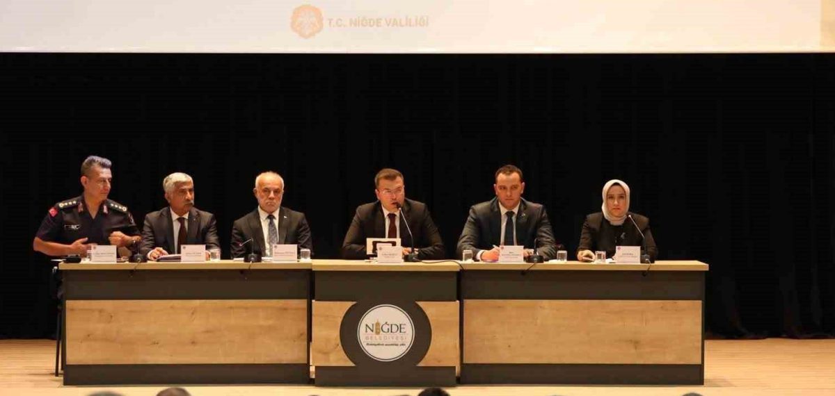 Niğde’de okul güvenliği toplantısı yapıldı, 71 bin 56 öğrenci için tedbirler açıklandı