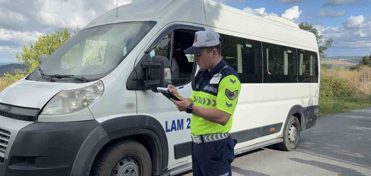 Okul çevresinde jandarma denetimi: servisler ve güvenli koridor uygulaması