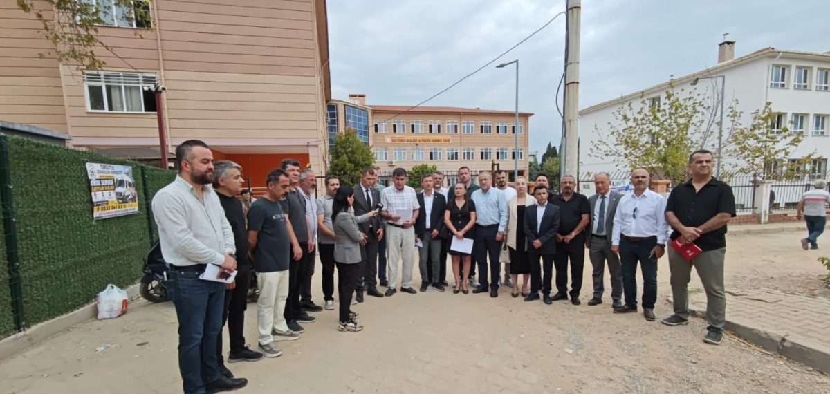 Okul önünde silahlı saldırı: Turgutlu’da öğrenciler yaralandı, sendikalar tepki gösterdi
