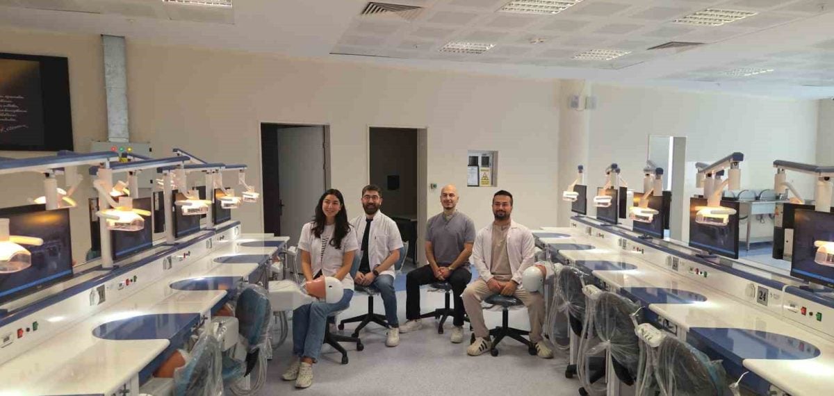 OMÜ Diş Fakültesi’nde yenilenen Preklinik Fantom Laboratuvarı açıldı, 86 öğrenci aynı anda eğitim alacak