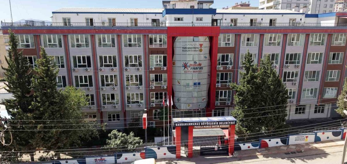 Pusula Maraş Eğitim Merkezi açıldı, 500 LGS ve 600 YKS öğrencisine ücretsiz eğitim