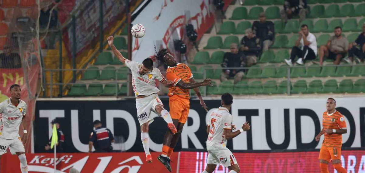 Rhaldney’nin golüyle Göztepe, Alanyaspor’u 1-0 mağlup etti