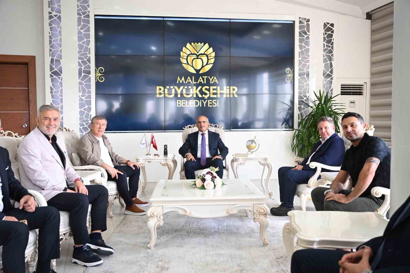 Sami Er, spor dünyasıyla Malatya’nın yeniden imar sürecini değerlendirdi