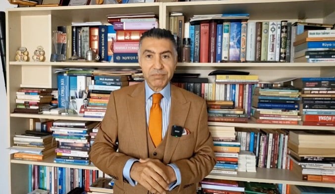 TRT Eski Spikeri Sırrı Er: “Millî irade de bekâ da bu kadar ucuzlatılmamalı”