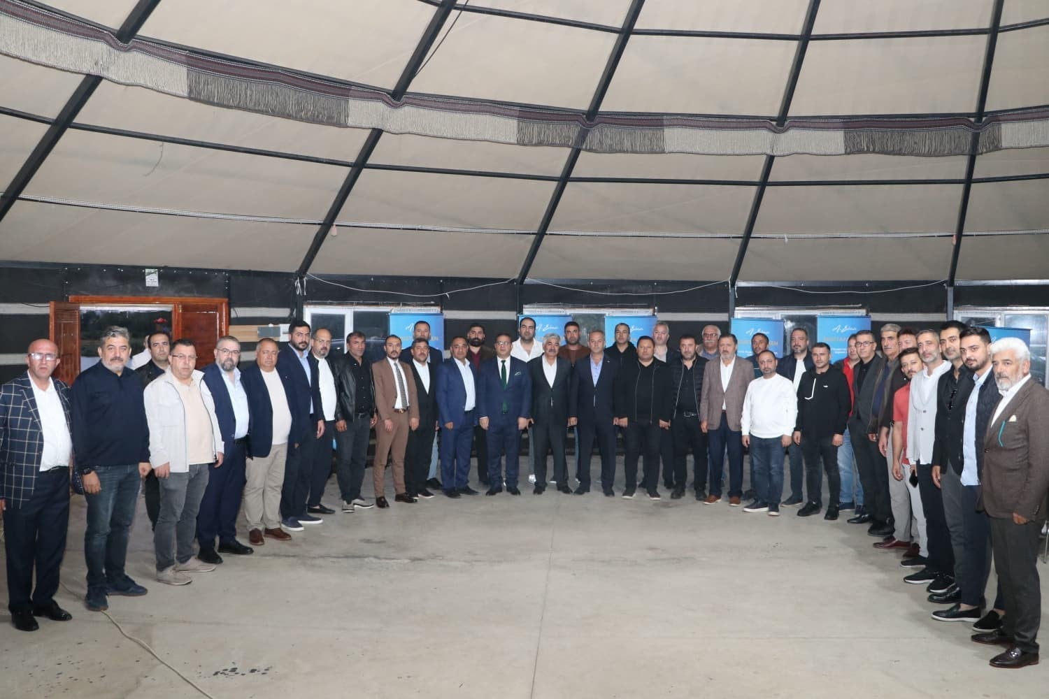 STSO başkan adayı Mustafa Eken ilçelerde üyelerle buluştu ve gastronomiye vurgu yaptı