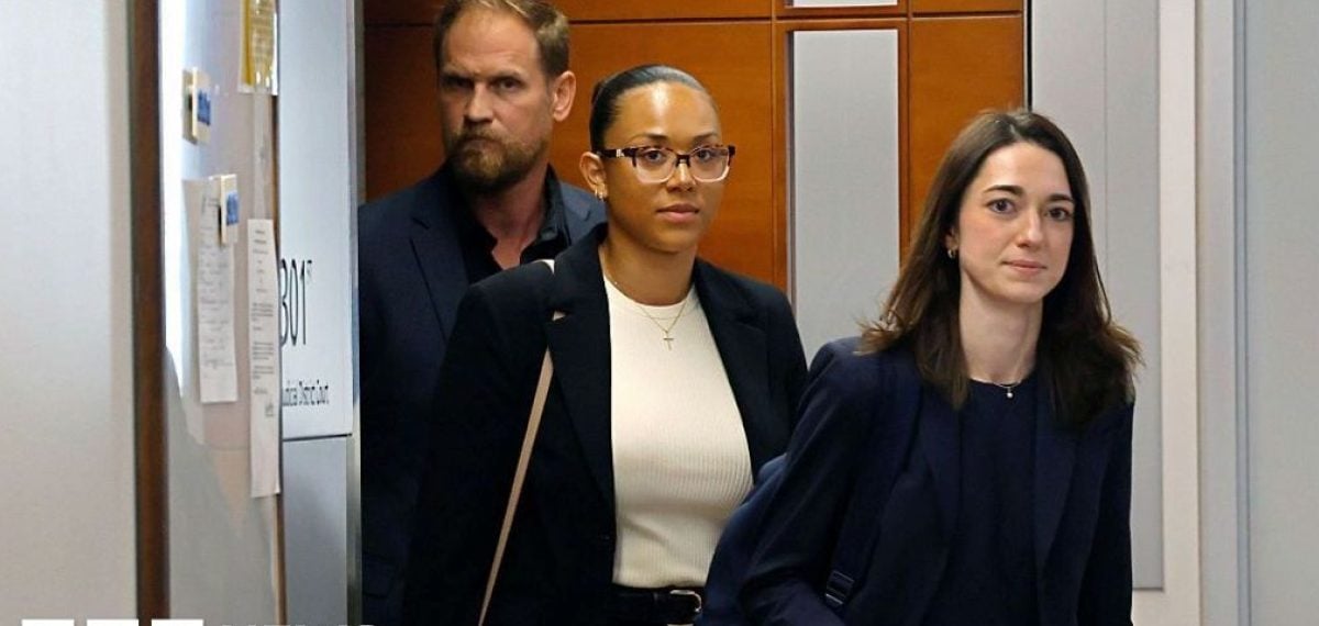 Surrogate refuses abortion, Texas birth leads to custody rulings