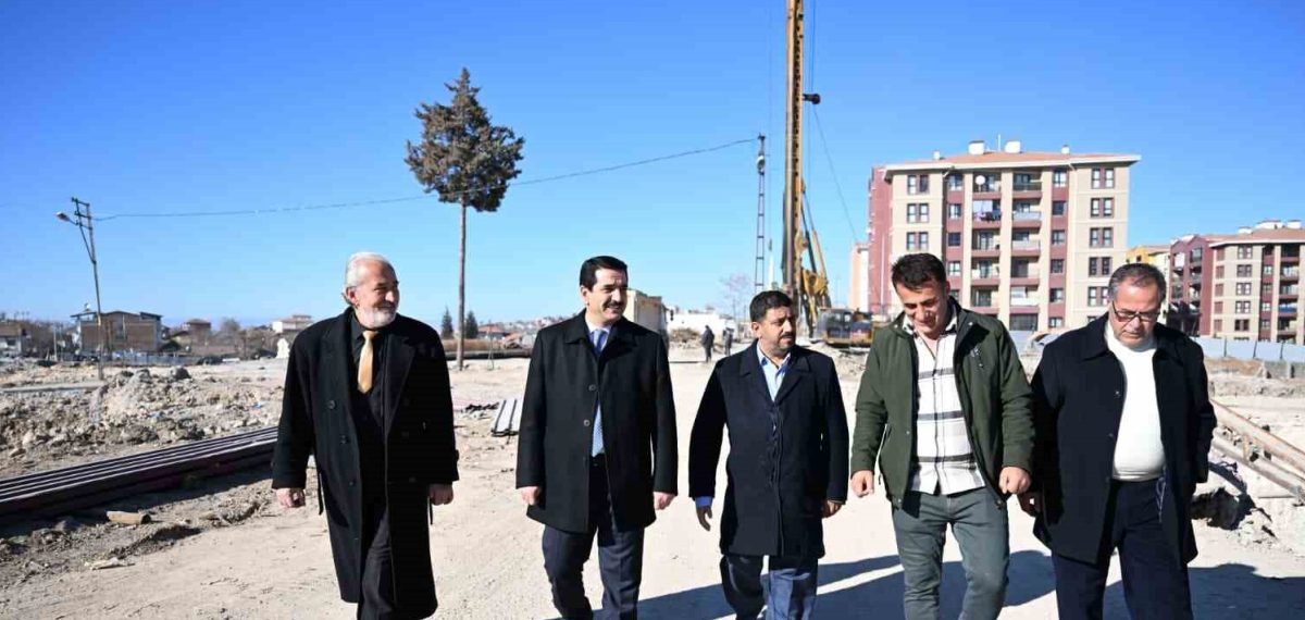 Taştepe’de 3 bin 900 konut tamamlandı, anahtar teslimleri başladı