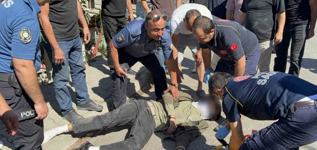 Tekkeköy’de motosikletle otomobil çarpıştı: 2 yaralı, biri ağır