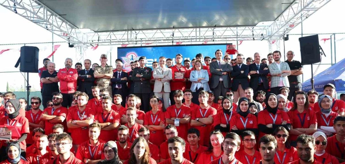 TEKNOFEST Sürü İHA Yarışması ödülleri Gaziantep’te sahiplerini buldu