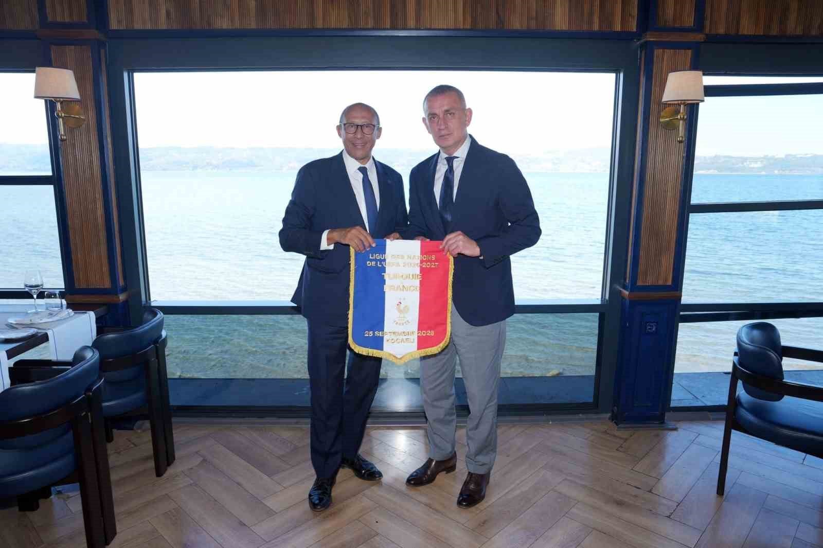 TFF ve FFF başkanları Sapanca’da maç öncesi dostluk yemeğinde buluştu