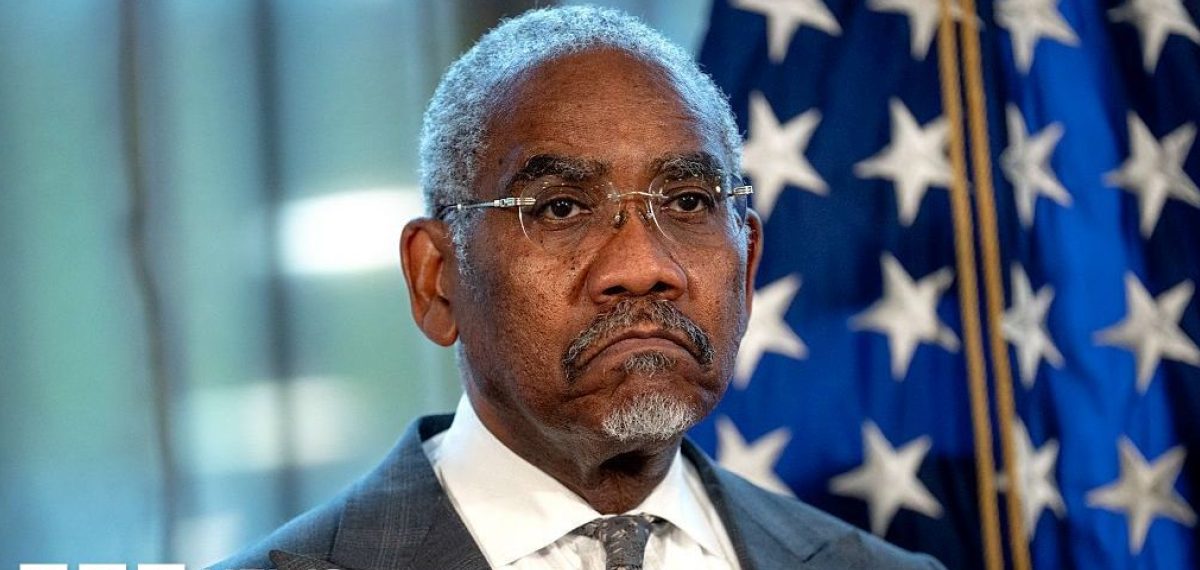 Top Democrat opposes $2.8bn Israel bomb sale over legal concerns