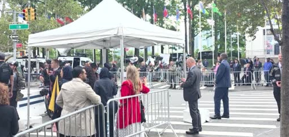 Trump BM’ye yüksek güvenlik eşliğinde girdi, Putin’e “Savaşı bitir” dedi