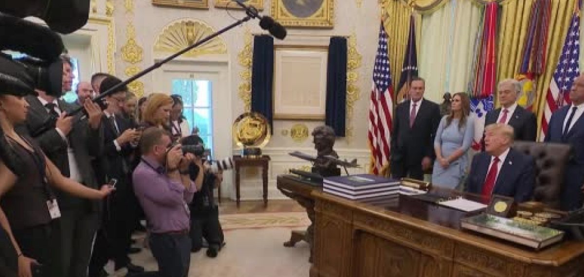 Trump: Çin’e casusluk yapıyoruz, bazı medya kuruluşlarına Beyaz Saray yasağı