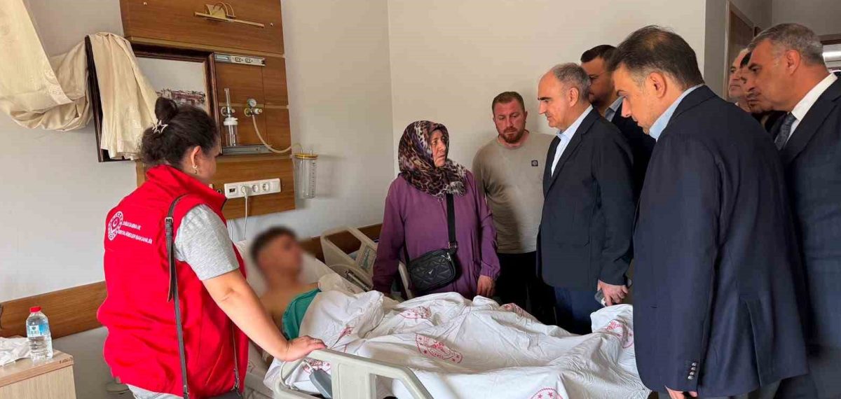 Turgutlu’da okul önünde silahlı saldırı: 11 öğrenci yaralandı
