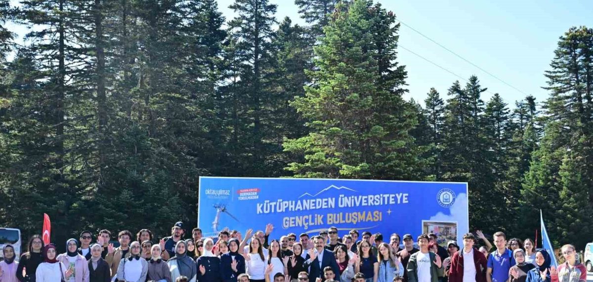 Uludağ’da Yıldırımlı üniversite kazanan öğrencilerle kutlama yapıldı