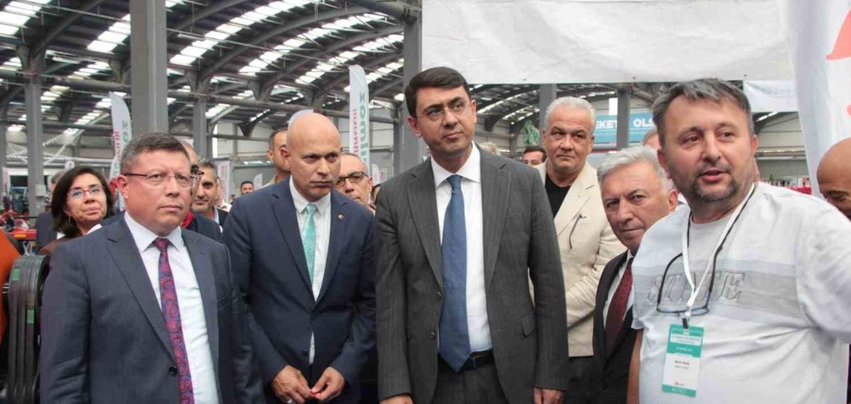 Uşak’ta 11. Tarım, Hayvancılık ve Teknolojileri Fuarı törenle açıldı