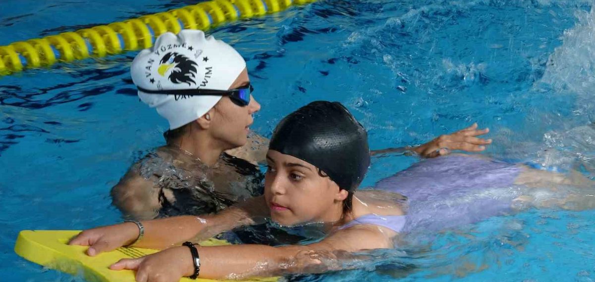 Yeni TOKİ Yarı Olimpik Havuzu’nda yaz sezonu tamamlandı, performans grubu yarışlara hazırlanıyor
